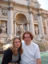 Tom and Chloe hugging in Venice
